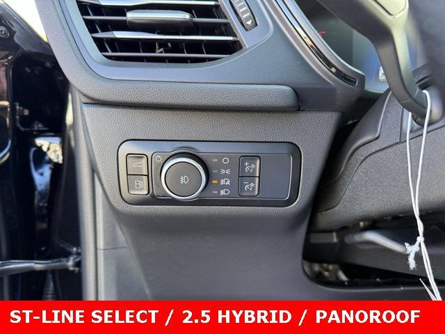 new 2025 Ford Escape car, priced at $33,000