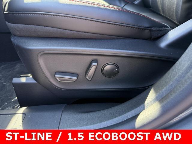 new 2025 Ford Escape car, priced at $31,500