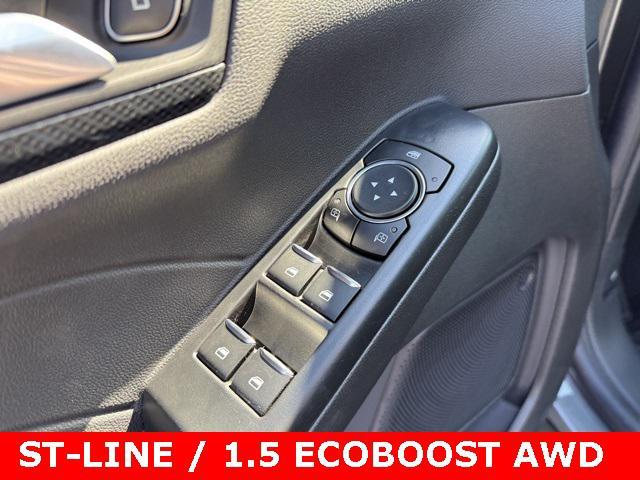 new 2025 Ford Escape car, priced at $31,500