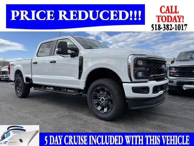 new 2025 Ford F-250 car, priced at $58,371