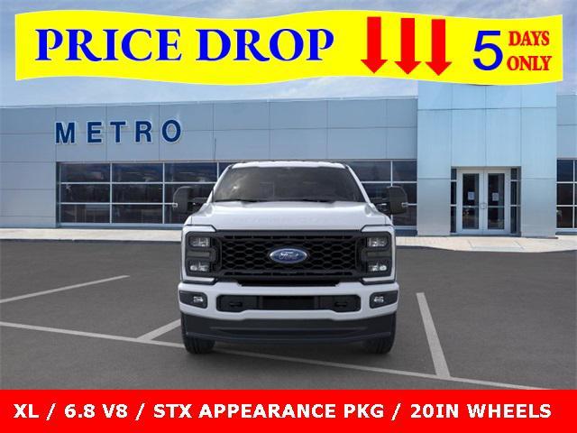 new 2025 Ford F-250 car, priced at $58,371