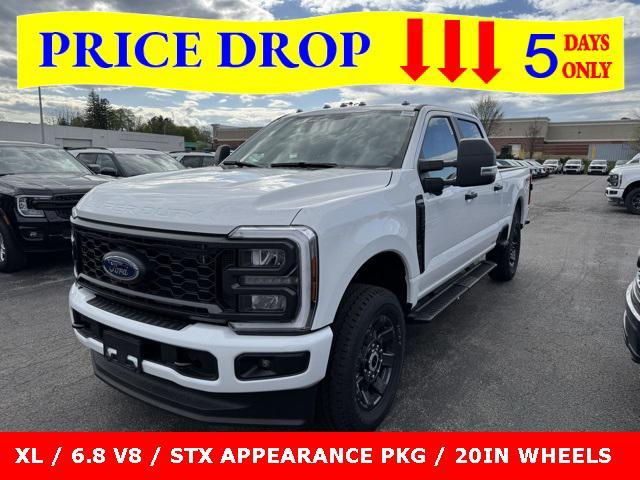 new 2025 Ford F-250 car, priced at $58,371