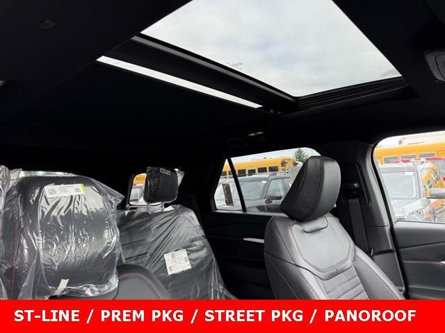 new 2025 Ford Explorer car, priced at $50,000