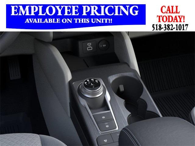 new 2025 Ford Escape car, priced at $31,036
