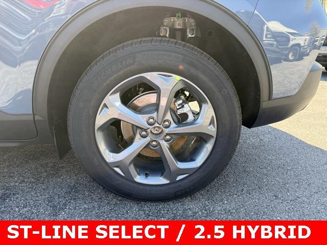 new 2025 Ford Escape car, priced at $31,500