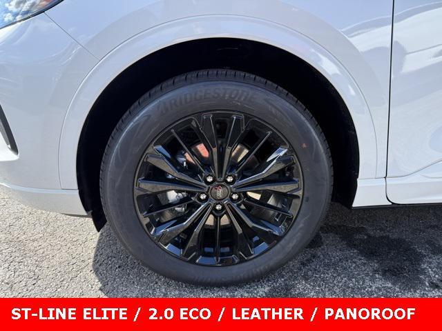 new 2025 Ford Escape car, priced at $39,500