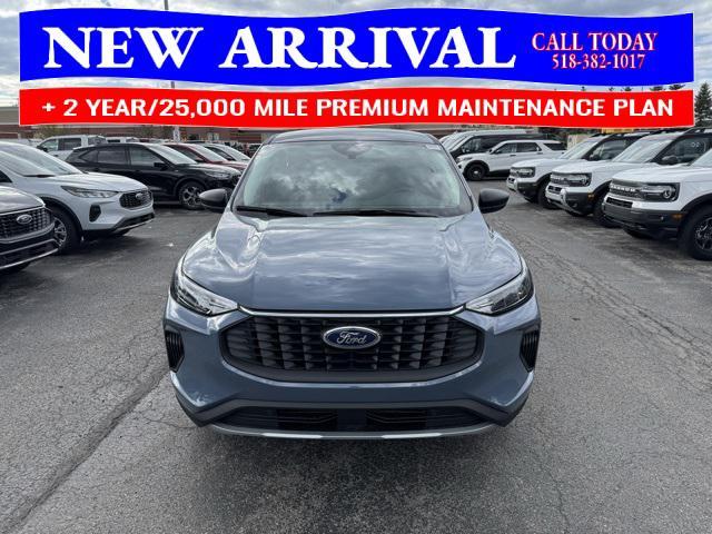 new 2025 Ford Escape car, priced at $28,022