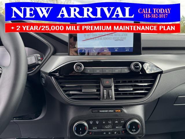 new 2025 Ford Escape car, priced at $28,022