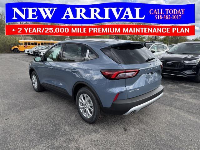 new 2025 Ford Escape car, priced at $28,022