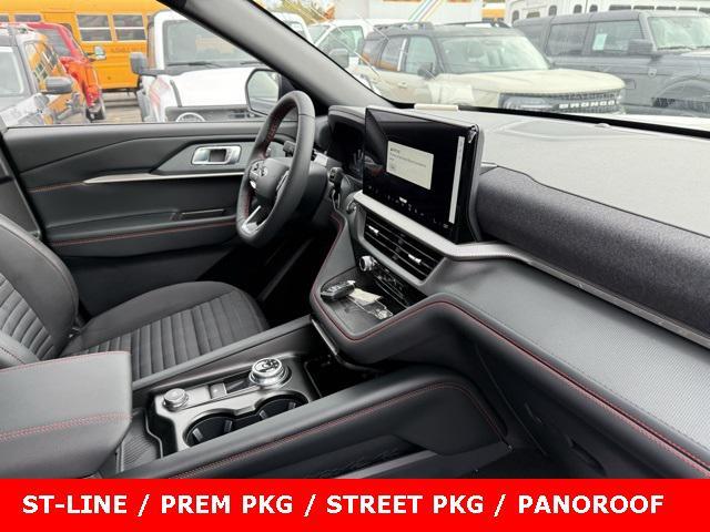 new 2025 Ford Explorer car, priced at $50,000