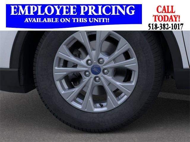 new 2025 Ford Escape car, priced at $31,036