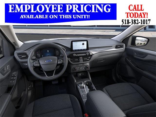 new 2025 Ford Escape car, priced at $31,036