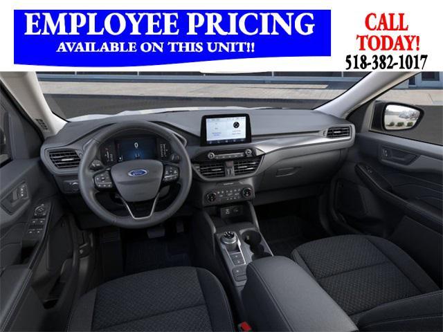 new 2025 Ford Escape car, priced at $31,036