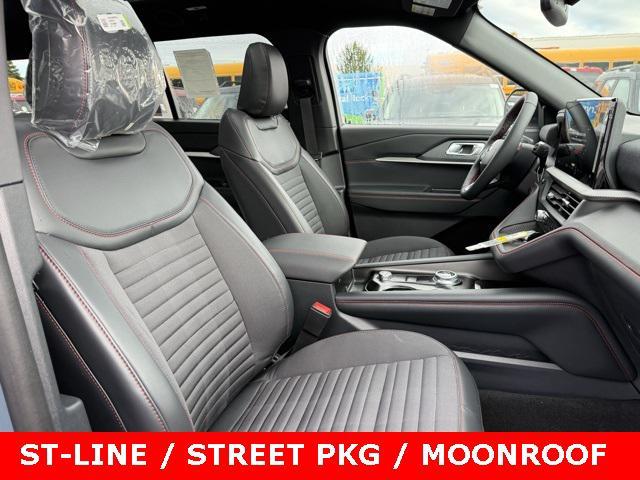 new 2025 Ford Explorer car, priced at $49,900