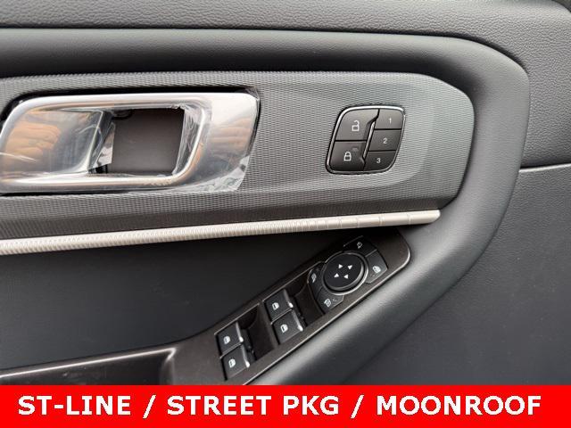 new 2025 Ford Explorer car, priced at $49,900