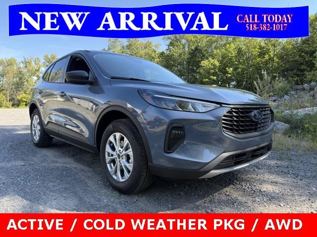 new 2025 Ford Escape car, priced at $29,500