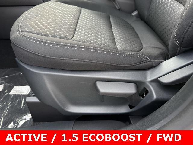 new 2025 Ford Escape car, priced at $26,500