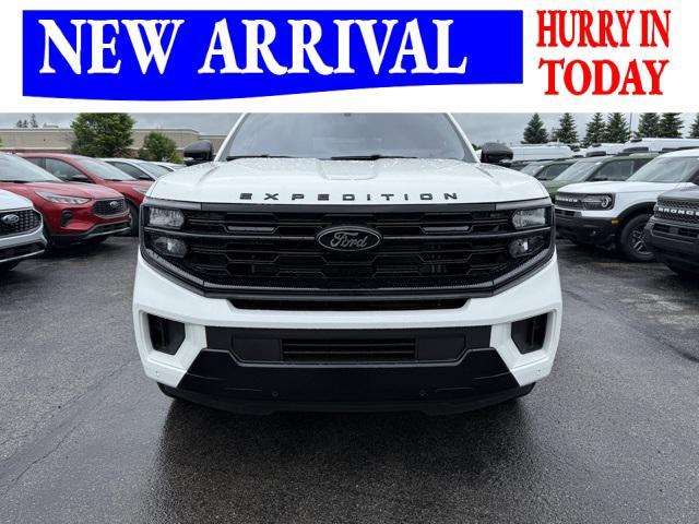 new 2025 Ford Expedition car, priced at $81,150