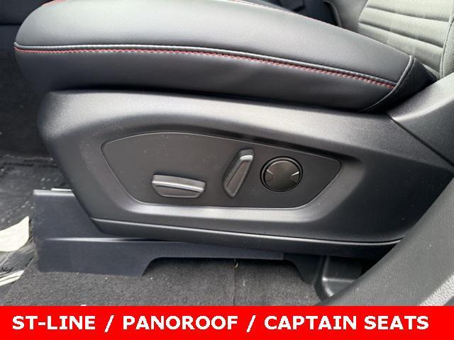 new 2025 Ford Explorer car, priced at $46,500