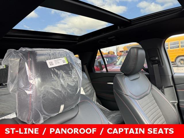 new 2025 Ford Explorer car, priced at $46,500