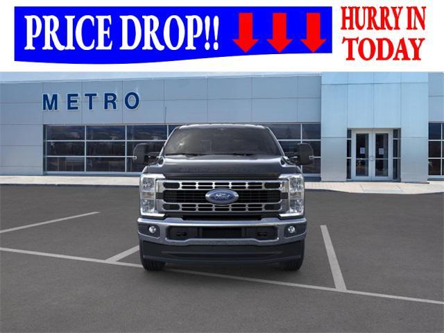 new 2025 Ford F-250 car, priced at $58,300