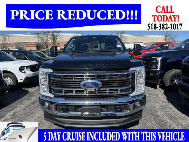 new 2025 Ford F-250 car, priced at $57,453