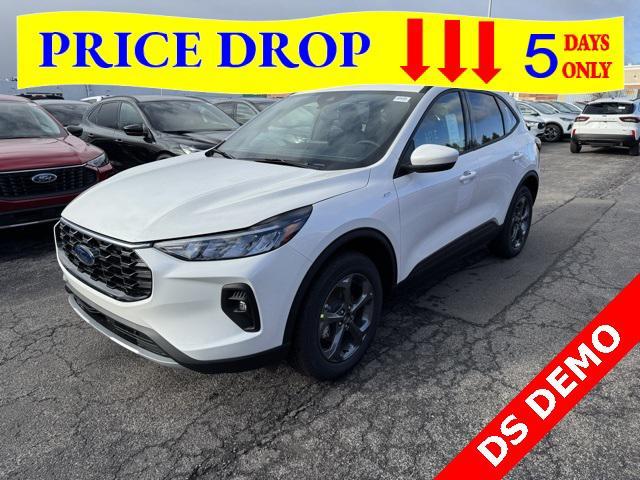 new 2025 Ford Escape car, priced at $30,000