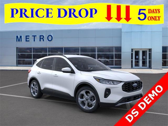 new 2025 Ford Escape car, priced at $30,000