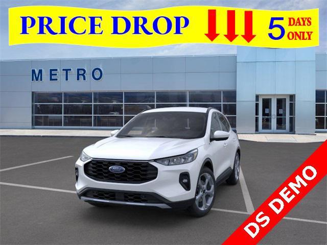 new 2025 Ford Escape car, priced at $30,000