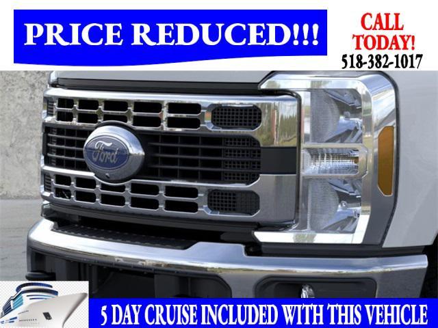 new 2025 Ford F-250 car, priced at $61,484