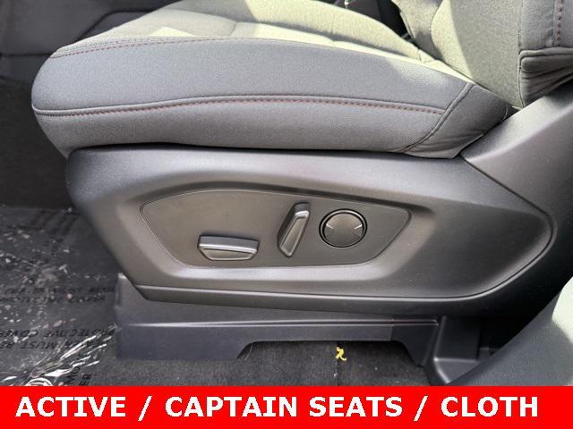 new 2025 Ford Explorer car, priced at $42,500