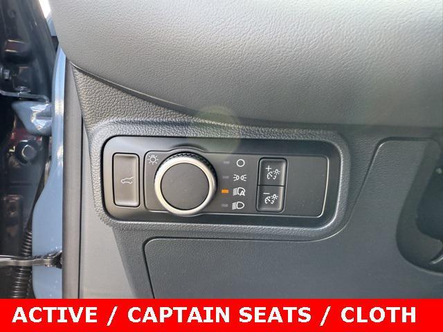 new 2025 Ford Explorer car, priced at $42,500