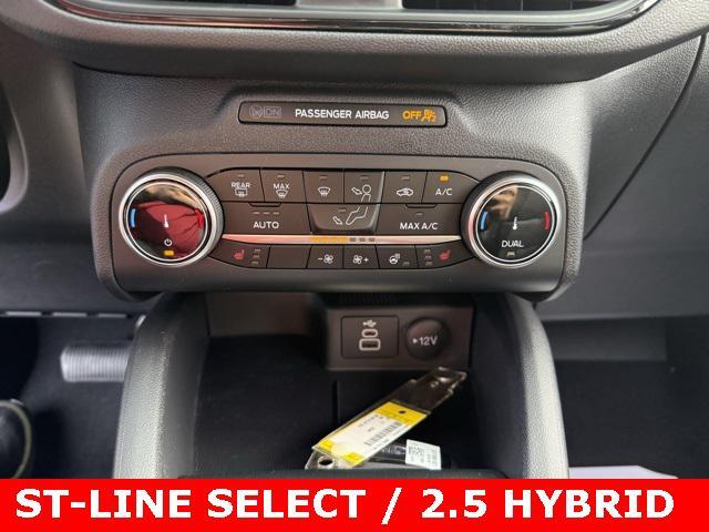 new 2025 Ford Escape car, priced at $31,500