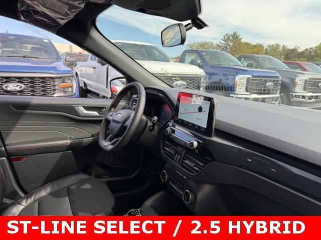 new 2025 Ford Escape car, priced at $31,500