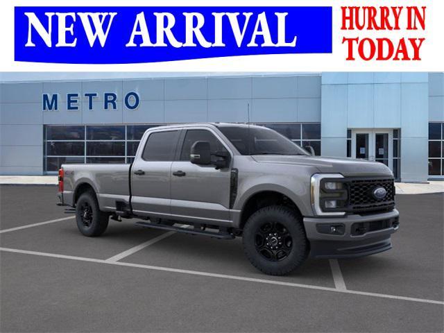 new 2025 Ford F-350 car, priced at $60,000