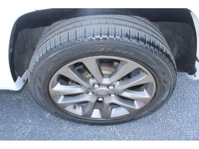 used 2016 Jeep Grand Cherokee car, priced at $15,778