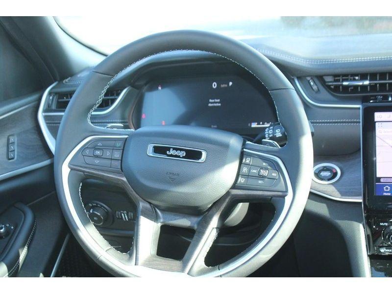 new 2025 Jeep Grand Cherokee car