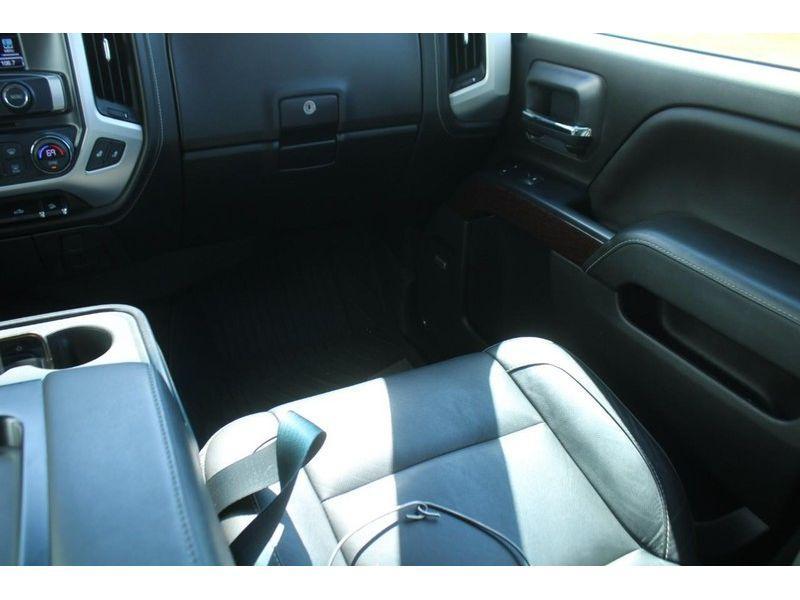 used 2018 GMC Sierra 1500 car, priced at $27,985