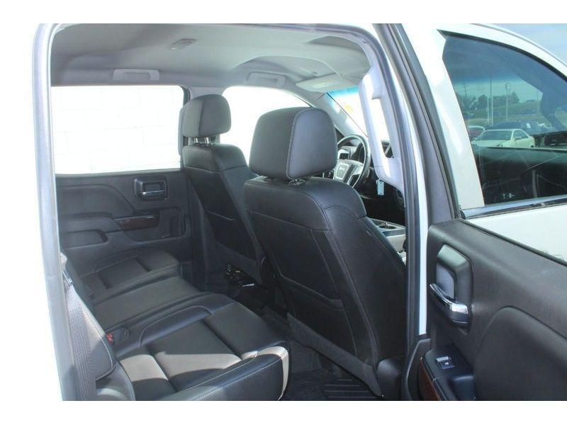 used 2018 GMC Sierra 1500 car, priced at $27,985