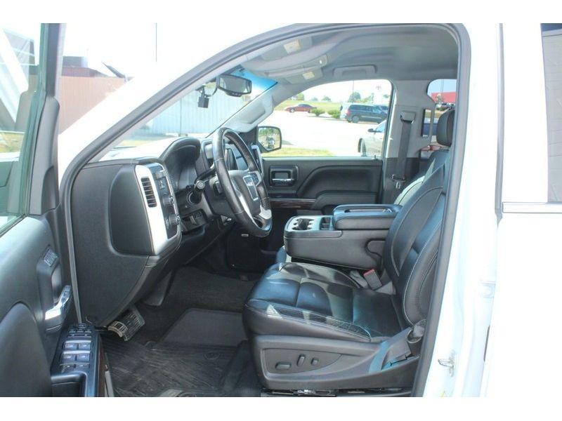 used 2018 GMC Sierra 1500 car, priced at $27,985