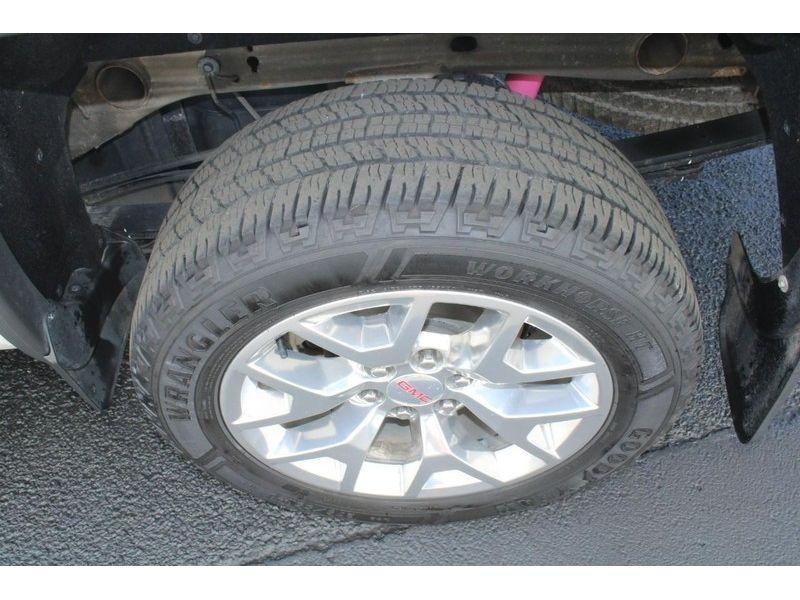 used 2018 GMC Sierra 1500 car, priced at $27,985