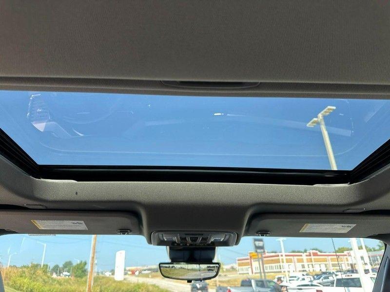 new 2025 GMC Sierra 1500 car