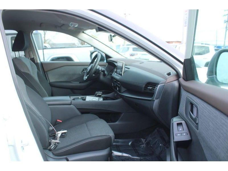 used 2022 Nissan Rogue car, priced at $21,999