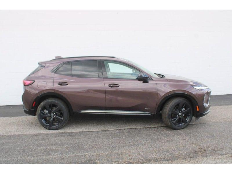 new 2025 Buick Envision car