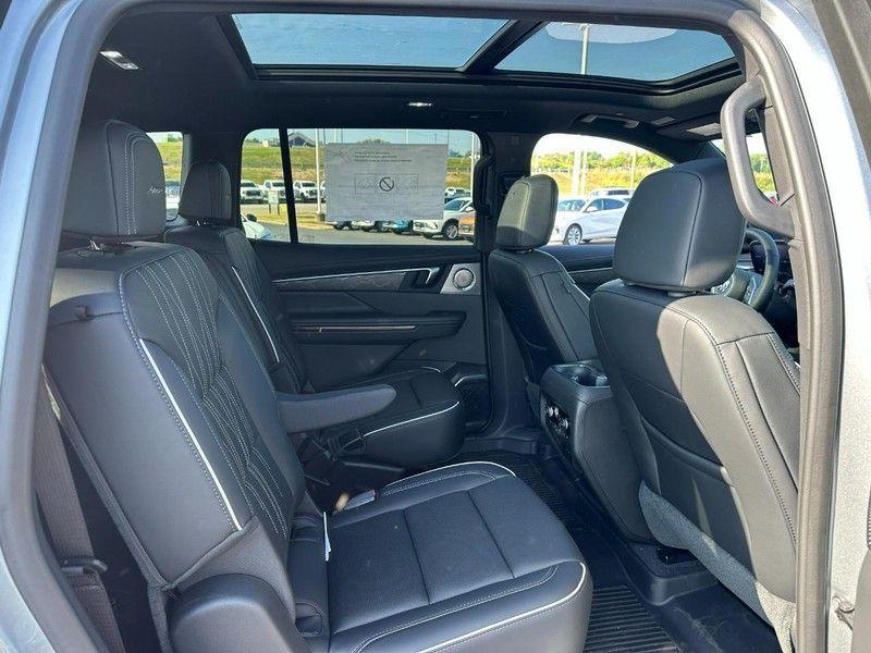 new 2025 Buick Enclave car