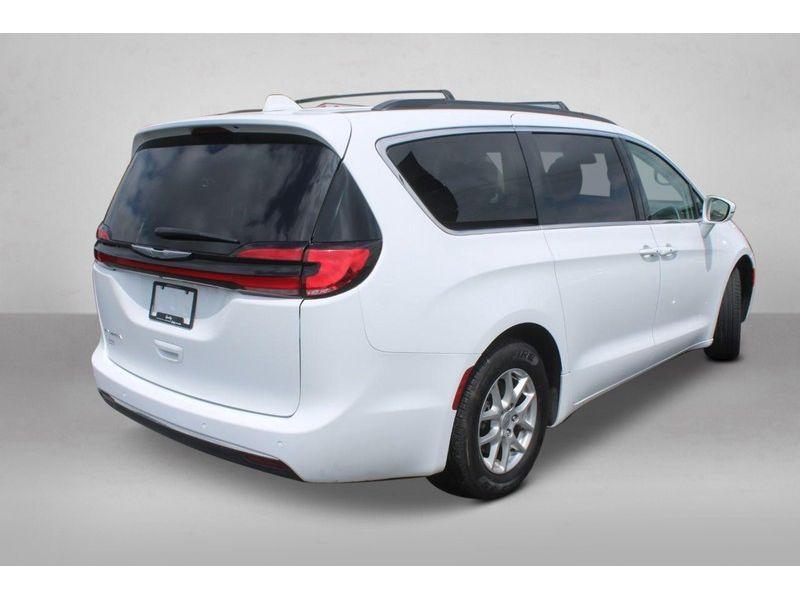 used 2022 Chrysler Pacifica car, priced at $26,995