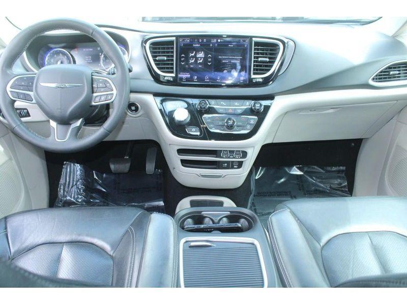 used 2022 Chrysler Pacifica car, priced at $26,995