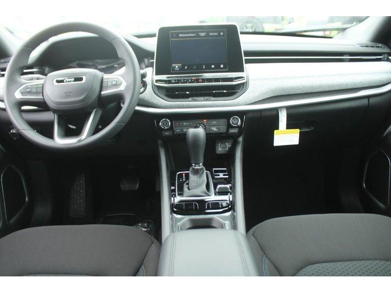 new 2025 Jeep Compass car