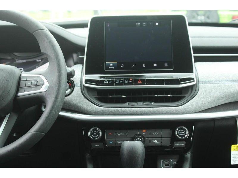 new 2025 Jeep Compass car