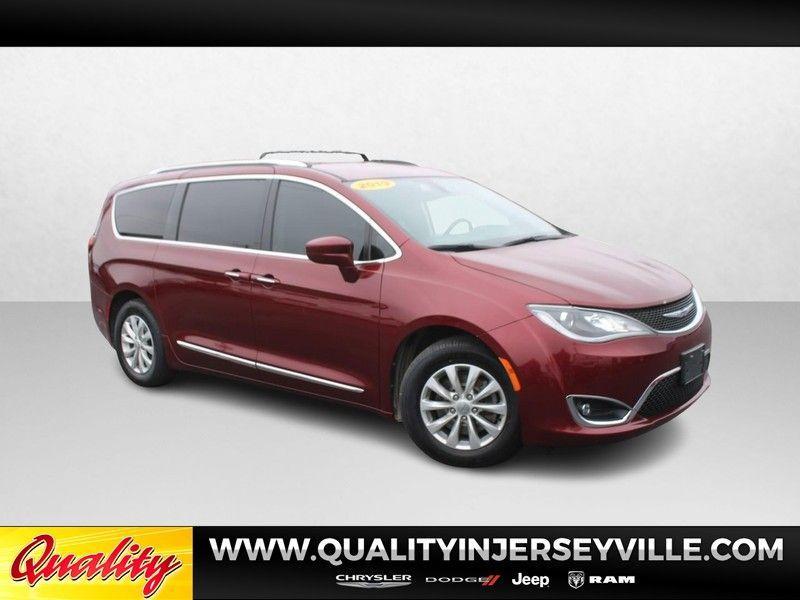 used 2019 Chrysler Pacifica car, priced at $14,995